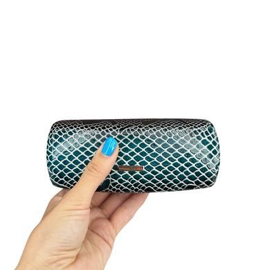 Футляр для окулярів Karya KR3005-020-1 лакована шкіра зелено-коричневого кольору