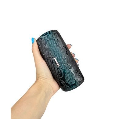 Футляр для окулярів Karya KR3005-020-2 лакована шкіра зелено-коричневого кольору