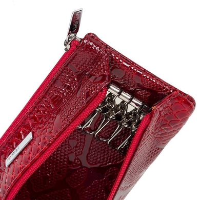 Ключница 019 - красная лаковая с тиснением под кожу рептилии из коллекции .